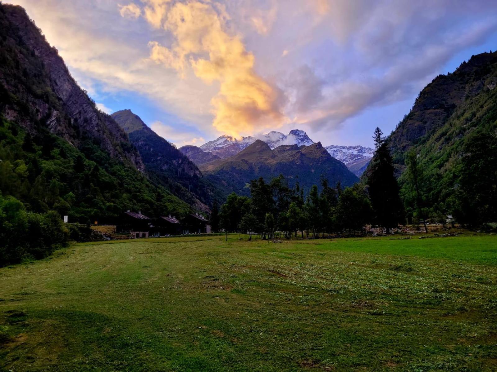 Pietre Gemelle Resort Аланья-Вальсезия Экстерьер фото